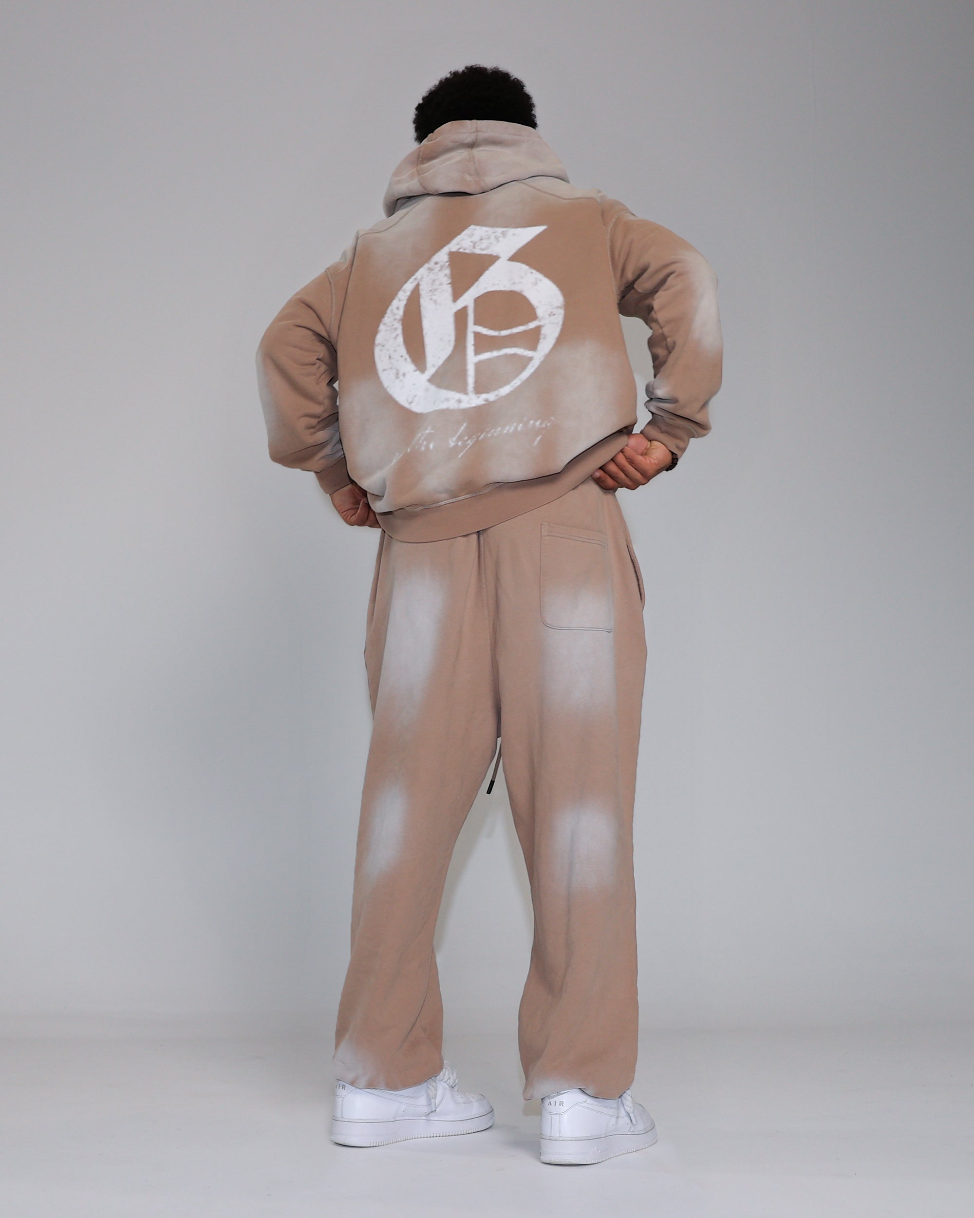 GENESIS LOOSE SWEATPANTS